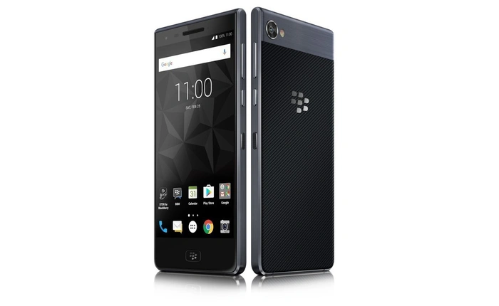 Ảnh thực tế BlackBerry Motion: chiếc smartphone thuần cảm ứng tiếp theo của BlackBerry
