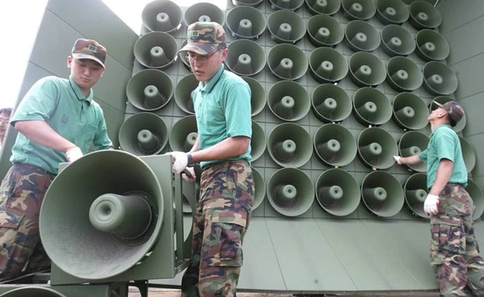 Không có loa phường, các nước giao tiếp với dân bằng gì?