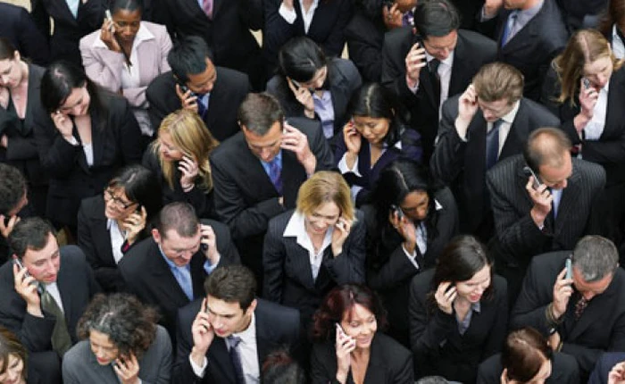 Lượng người dùng hàng ngày của Facebook sụt giảm trong tháng vừa rồi, 67% dân số thế giới đang sử dụng điện thoại di động