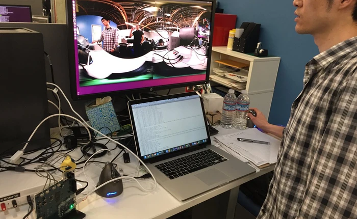 "Cha đẻ Android" tiếp tục tung hình ảnh hé lộ về một thiết bị bí ẩn, có thể là camera 360 độ