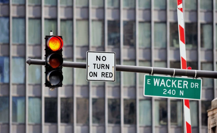 Nới rộng thời gian “ân hạn” đèn đỏ từ 0,1 lên 0,3 giây, thành phố Chicago mất 17 triệu USD ngân sách