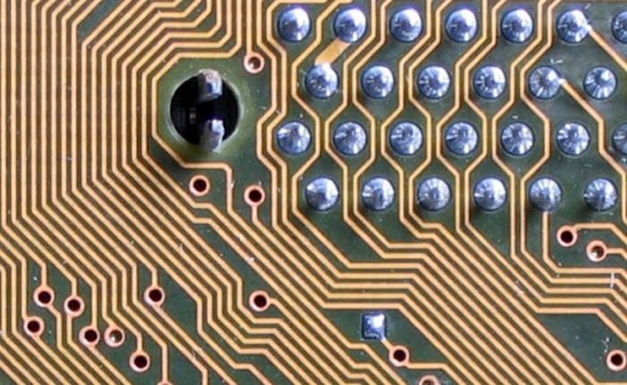 Các nhà khoa học đã phát minh ra một loại RAM mới sử dụng ánh sáng chứ không phải điện để truyền thông tin