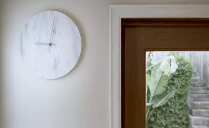 Lightform - Thiết bị nhỏ bé nhưng vô cùng kỳ diệu, có thể biến cả căn phòng của bạn thành màn hình