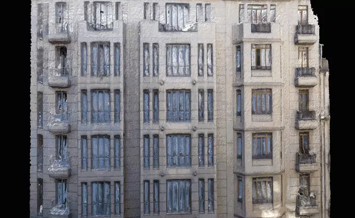 Đoạn video này cho phép người xem "bay"xuyên qua một khách sạn như thể nó được quét bằng máy cộng hưởng từ khổng lồ