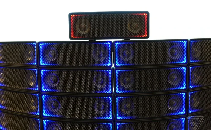 [CES 2017] AiFi, những chiếc loa nhỏ bé có khả năng "hợp nhất" tạo thành dàn loa công suất cực lớn, giá hơn 6 triệu đồng mỗi chiếc