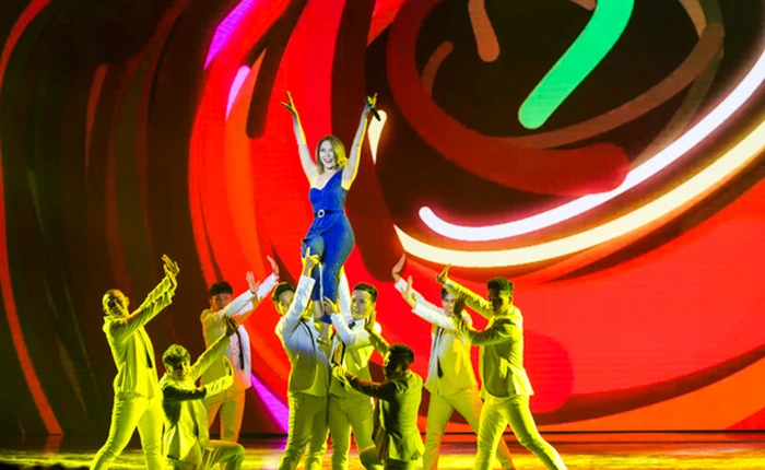 Toàn cảnh đại tiệc Samsung Q Concert: khi công nghệ giao thoa cùng âm sắc