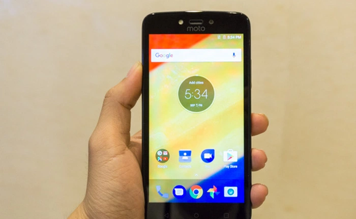 Trên tay nhanh điện thoại giá rẻ Moto C Plus: sự lựa chọn hợp lý cho học sinh - sinh viên
