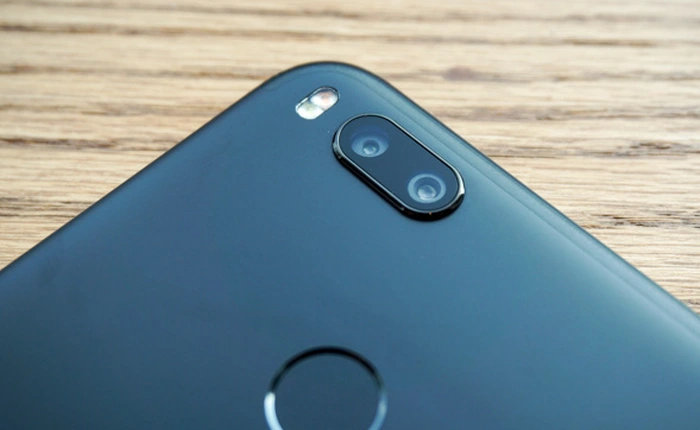 Mở hộp Mi A1 phiên bản màu đen: smartphone xoá phông giá rẻ đến từ Xiaomi, sẽ sớm có mặt tại thị trường Việt Nam