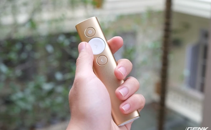 Mở hộp và trên tay nhanh bút thuyết trình Logitech Spotlight: Trợ thủ đắc lực không thể thiếu trong những buổi thuyết trình