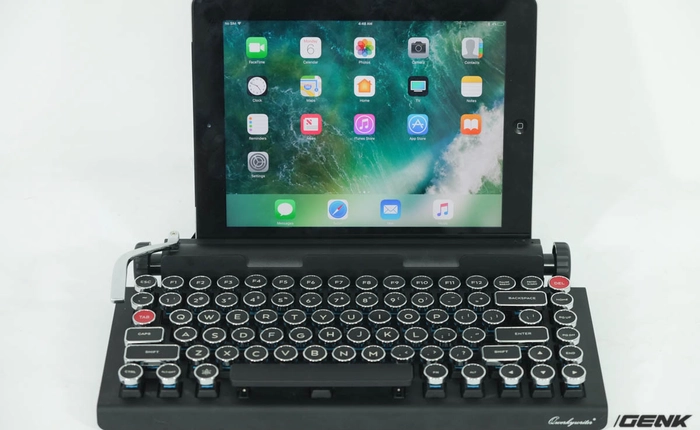 Trải nghiệm Qwerkywriter: Bàn phím cơ với thiết kế như máy đánh chữ, giá 7 triệu đồng