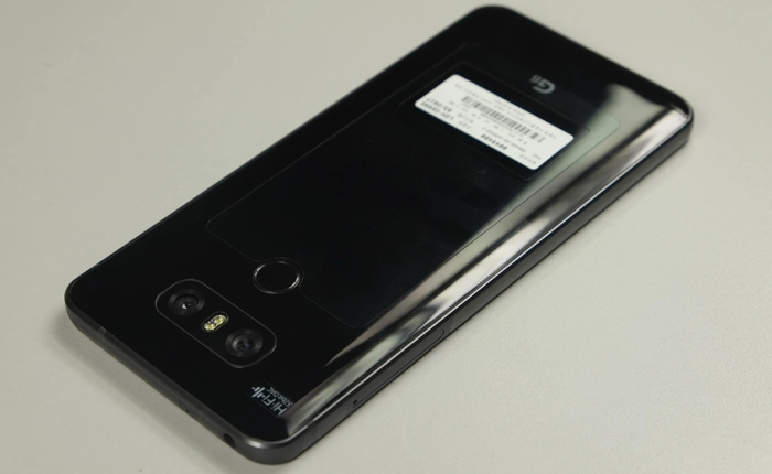 Mở hộp LG G6 đầu tiên tại Việt Nam: Ấn tượng không để đâu cho hết!