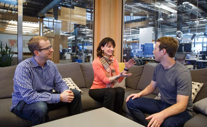 Trong 18 tháng tới, Facebook sẽ phát triển xong công cụ chuyển suy nghĩ trong não người thành văn bản, tốc độ 100 từ/phút