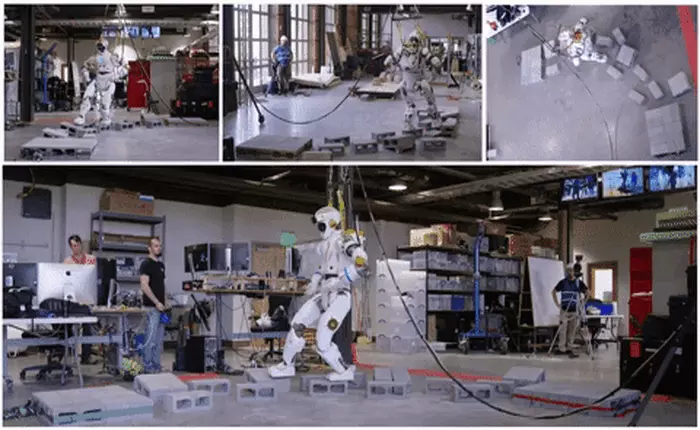 Nếu là một trong những người "hậu đậu" thường vấp té khi đi lại thì có lẽ bạn còn thua cả con robot này