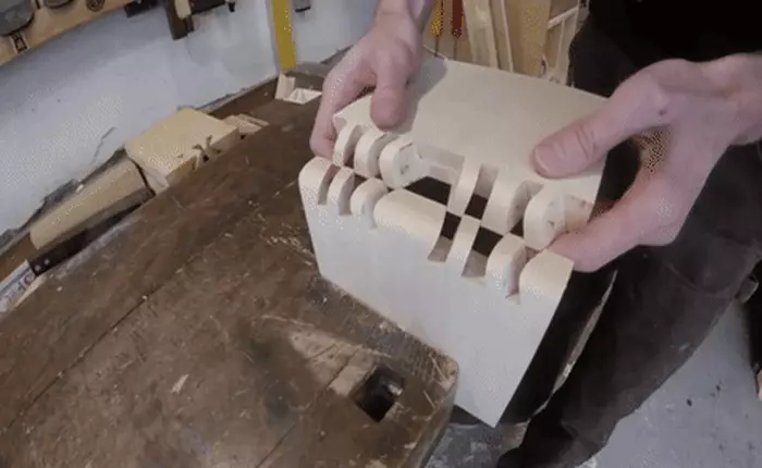 Chỉ là những khúc gỗ ghép vào nhau nhưng các ảnh GIF này sẽ khiến bạn thoả mãn một cách kỳ lạ