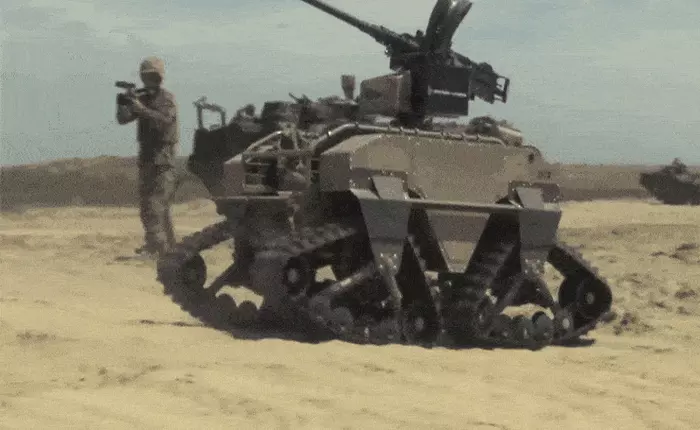 Thay vì nghiên cứu robot giúp việc, có vẻ chúng ta thích tạo ra những robot "huỷ diệt" như thế này hơn