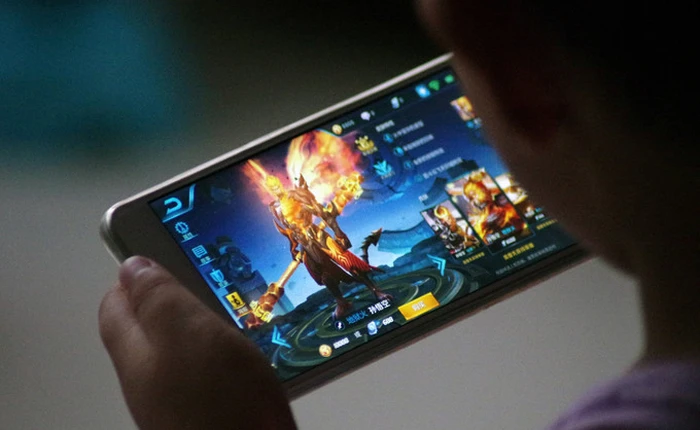 Chuyện thật mà như đùa: Đặt tên con theo tựa game MOBA trên điện thoại