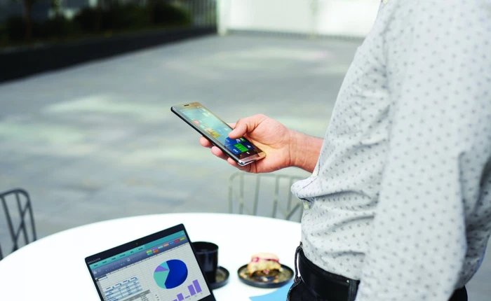 "Đứa con cuối cùng" của Windows 10 Mobile sẽ ngừng bán vào tháng 11