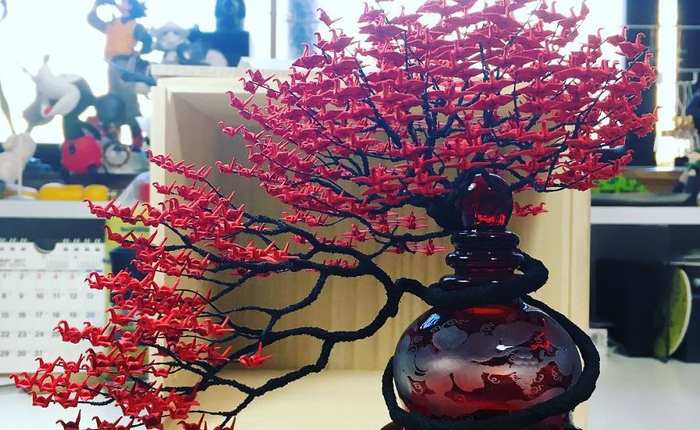 Chiêm ngưỡng cây Bonsai làm từ... 1000 con hạc giấy của nghệ nhân Nhật Bản