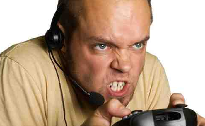 Game thủ mất vị trí dẫn đầu Xbox Live trong 10 năm liền chỉ vì đi trăng mật