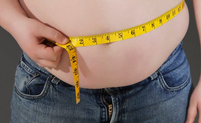 "Với những mẹo đơn giản này, tôi vẫn mặc được quần jeans dù béo bụng, thế mới tài!"