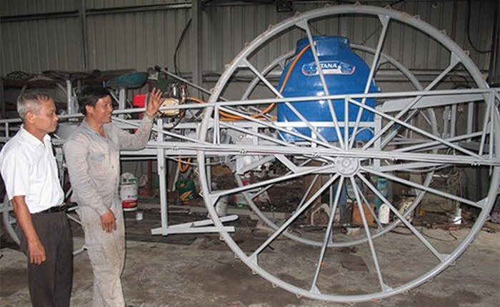 Nông dân Việt chế robot: Israel thán phục, Nhật, Mỹ xếp hàng xin mua