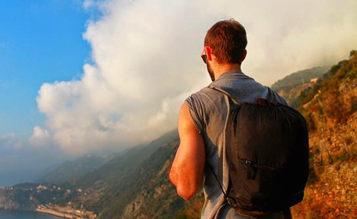 Bằng đam mê "săn" vé máy bay giá rẻ, anh chàng này đã tạo nên startup trị giá 1 triệu USD chỉ sau 2 năm