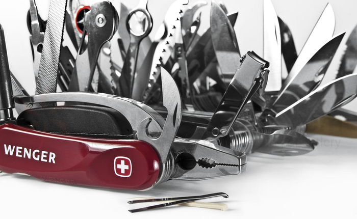 [Vui] Cười bò với những đánh giá hài hước về bộ dao thần kỳ 141 chức năng, trị giá 204 triệu trên Amazon