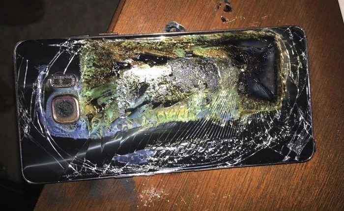 Samsung Galaxy Note7 bị cháy nổ không phải do pin