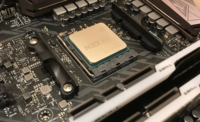 So sánh AMD R7 1700X và Intel Core i7-4770: gấp đôi nhân, trẻ hơn 3 tuổi nhưng liệu có vượt trội?