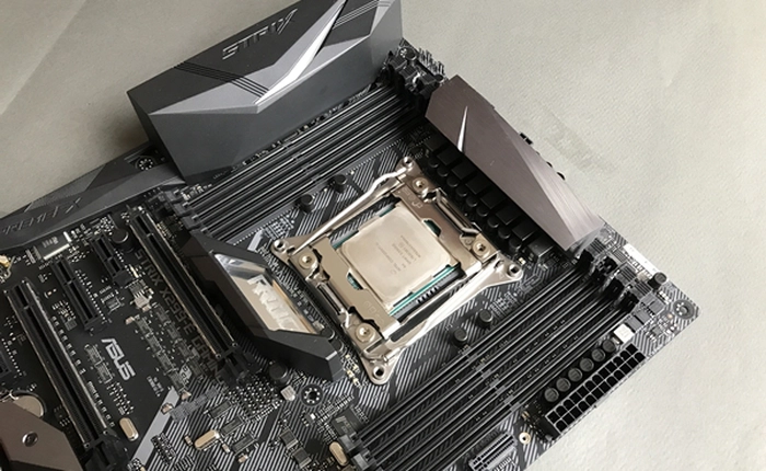 Đánh giá bo mạch chủ ASUS ROG Strix X299-E Gaming: hiệu năng tương xứng với thiết kế mạnh mẽ