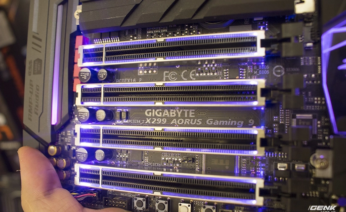 Vừa ra mắt không lâu, nền tảng Intel X299 bị overclocker gọi là thảm họa vì quá nóng và chẳng ép xung nổi