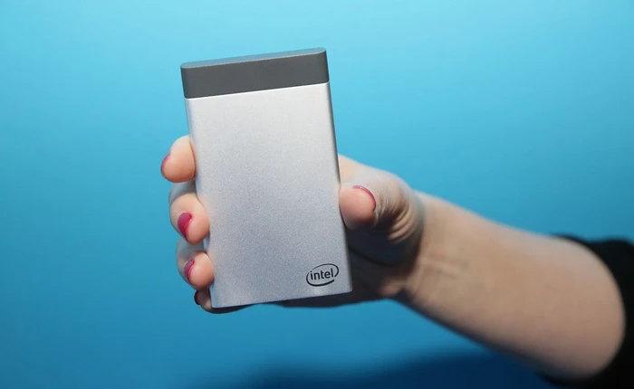 [Computex 2017] Bằng Compute Card, Intel đã định nghĩa lại thế nào mới là PC bỏ túi