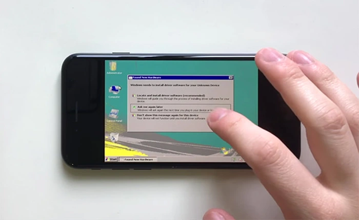 Xem iPhone 7 chạy Windows Vista, boot thôi cũng mất tới 15 phút