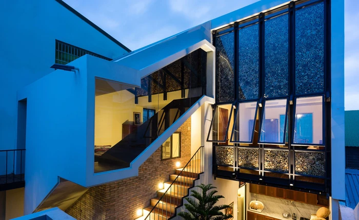 Ngôi nhà nửa mái độc đáo ở Vĩnh Long được tạp chí kiến trúc ArchDaily hết lời khen ngợi