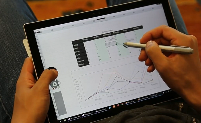 Microsoft trình diễn khả năng kết hợp kỳ ảo giữa bút cảm ứng và ngón cái trên màn hình cảm ứng tablet Windows