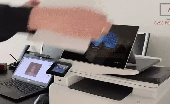 Windows Hello đã bị qua mặt một cách dễ dàng bằng 1 tấm ảnh