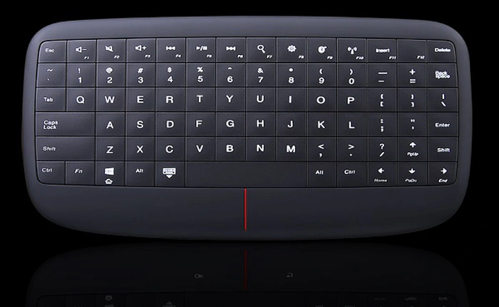 [CES 2017] Lenovo 500 Multimedia Controller: bàn phím không dây nhỏ gọn tích hợp trackpad cảm ứng đa điểm