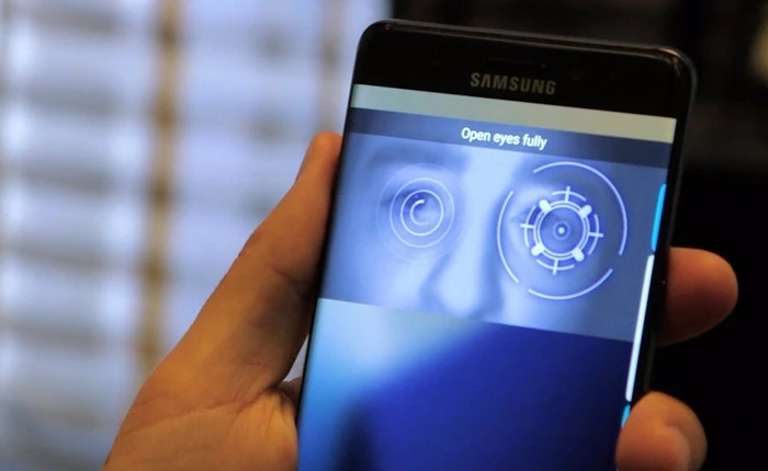 Samsung thành lập trung tâm thử nghiệm lớn nhất trong lịch sử, điều động 700 kỹ sư R&D, 200.000 chiếc Note7, 30.000 pin để  điều tra nguyên nhân phát nổ