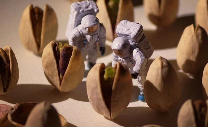 Nghệ sĩ Nhật Bản này dành 6 năm liên tiếp cho dự án "cả thế giới bỗng chốc thu bé lại" và kết quả cực kỳ tuyệt vời