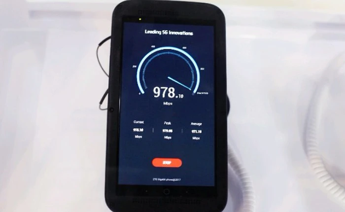 [MWC 2017] ZTE ra mắt nguyên mẫu smartphone 5G đầu tiên trên thế giới, tốc độ tải dữ liệu lên đến 1Gb/s
