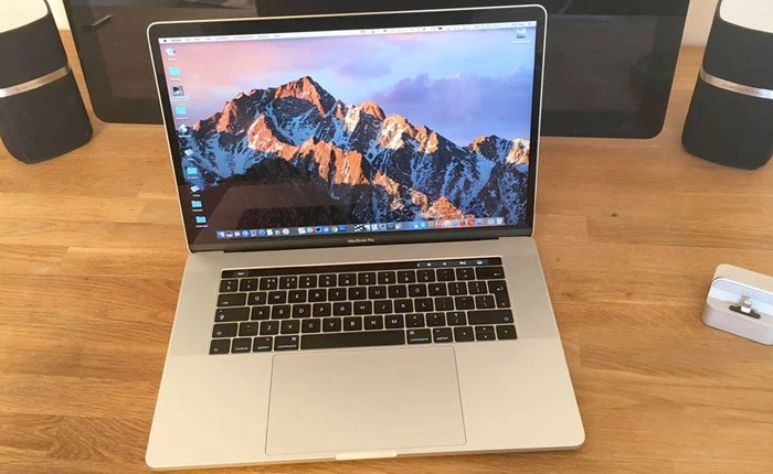 Apple bắt đầu bán MacBook Pro 2016 tân trang, không có thanh cảm ứng TouchBar