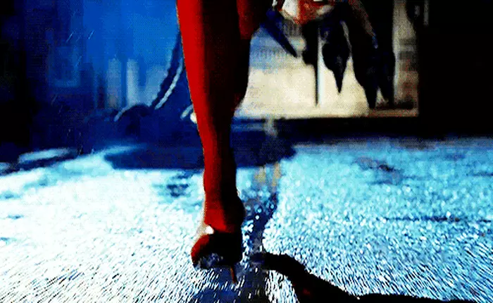 10 cảnh phim hành động nếu phân tích sẽ thấy cực kỳ vô lý chỉ vì diễn viên chính không thể chết