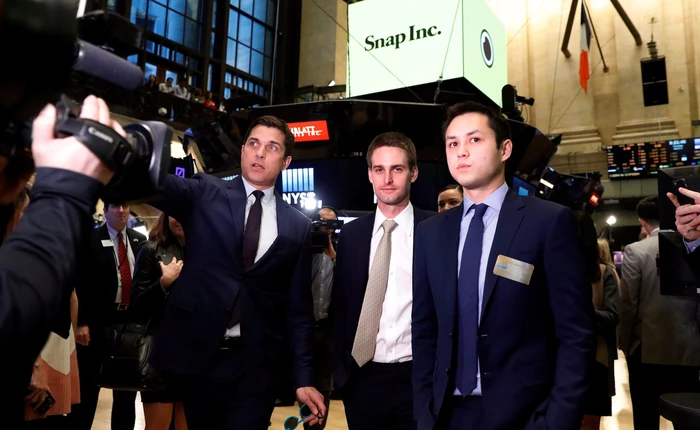 Đang được cả thế giới tung hô, Snapchat bỗng nhiên thấy không ổn