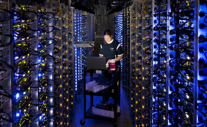 Intel và tham vọng tái sinh bộ nhớ máy tính