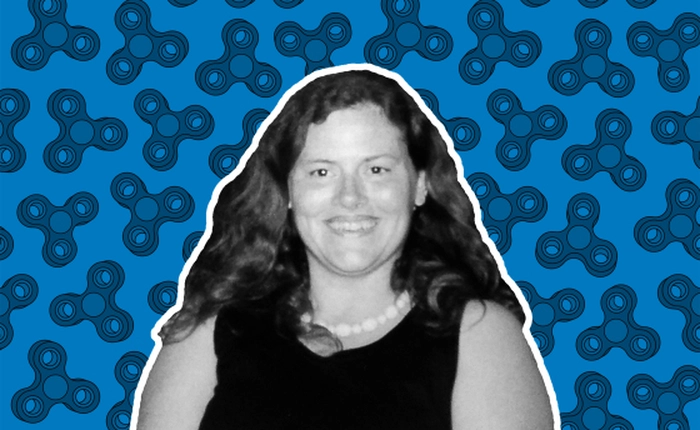 Người tạo ra Fidget spinner vẫn chưa nhận được một xu nào từ món đồ chơi này