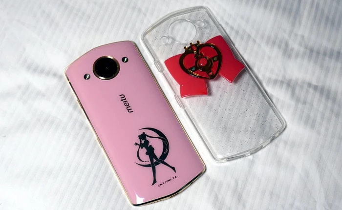 Meitu ra mắt phiên bản Thủy thủ Mặt Trăng của smartphone chuyên selfie M8