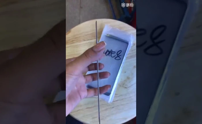 Lộ hình ảnh mặt kính trước của Galaxy Note 8, không có nút Home, viền màn hình siêu mỏng