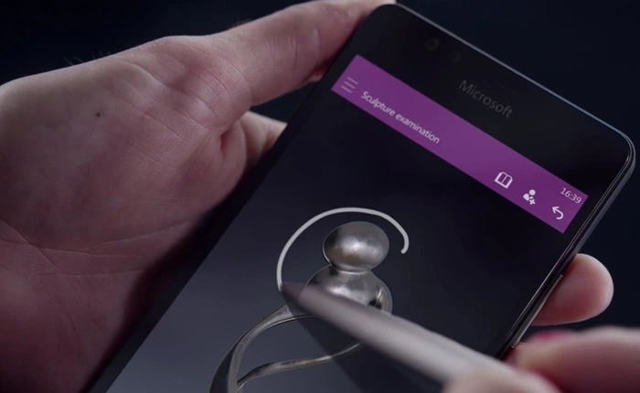 Hóa ra Microsoft từng muốn biến Lumia 950/950 XL thành Surface Phone và đây là những hình ảnh bây giờ chúng ta mới được nhìn thấy