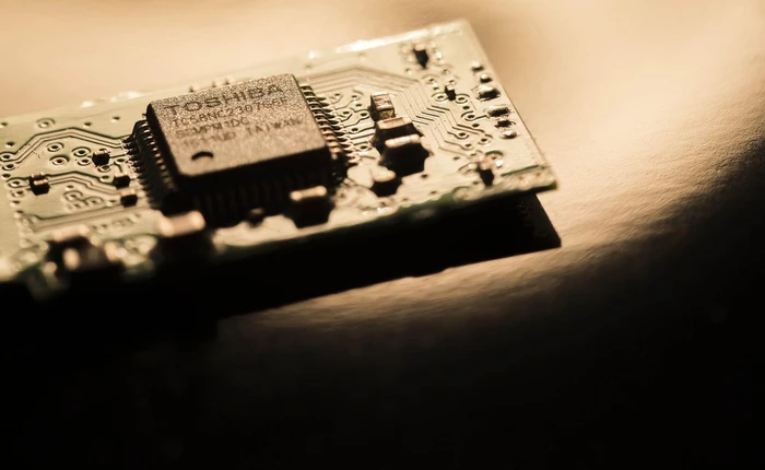 Bị Samsung đe dọa, Toshiba và Western Digital bỏ qua mâu thuẫn để hợp nhất