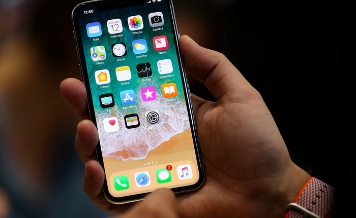 iPhone X sẽ không có tính năng mà hơn một nửa người dùng iPhone yêu thích